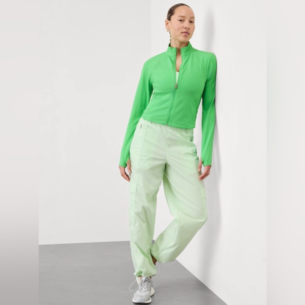 NWT-Athleta Cascade Cargo Poplin Pant, Small